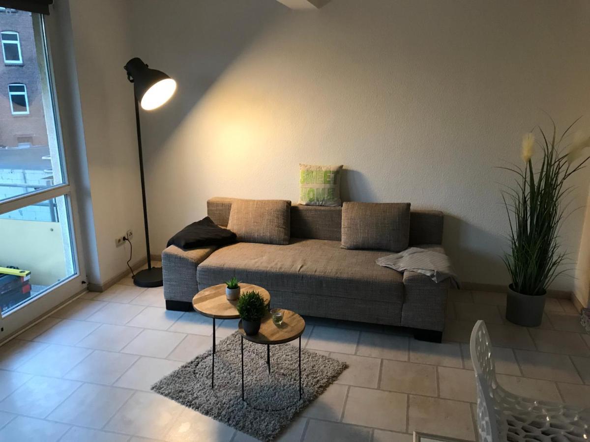 Stadtwohnung Im Zentrum Mit 24-7 Self Check-In, Wlan & Smart Tv Kiel Esterno foto